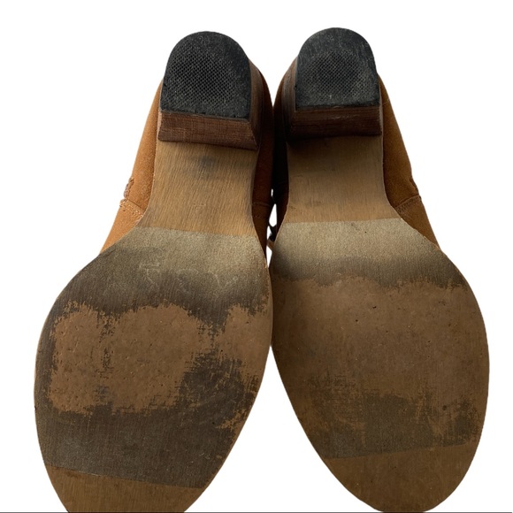 BUCCO Emmy Caramel Brown Side Zip Bootie 9 - Picture 4 of 6